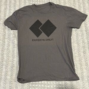 Grey T Shirt - Ski Themed